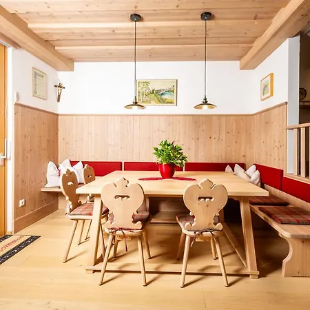 Guest house Genuss-pension Herti 3*