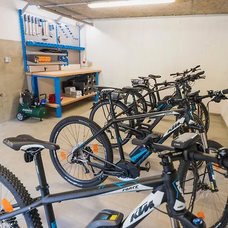 Pensionat Genuss-pension Herti 3*