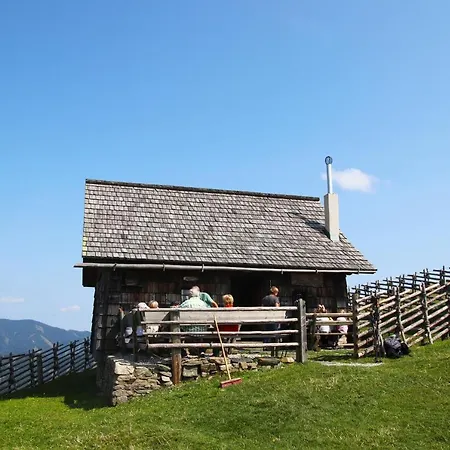 Genuss-pension Herti Pensionat 3*